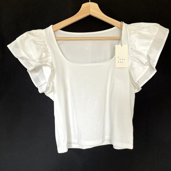 a new day Tops - NWT a new day white cropped blouse short sleeves frilled women's size S cotton